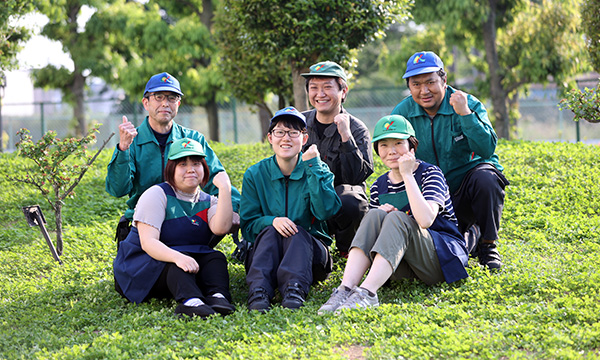 幅広い年齢層（10〜60代）の方が活躍！