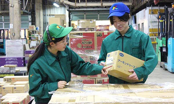 チームで助け合いながら仕事ができる！